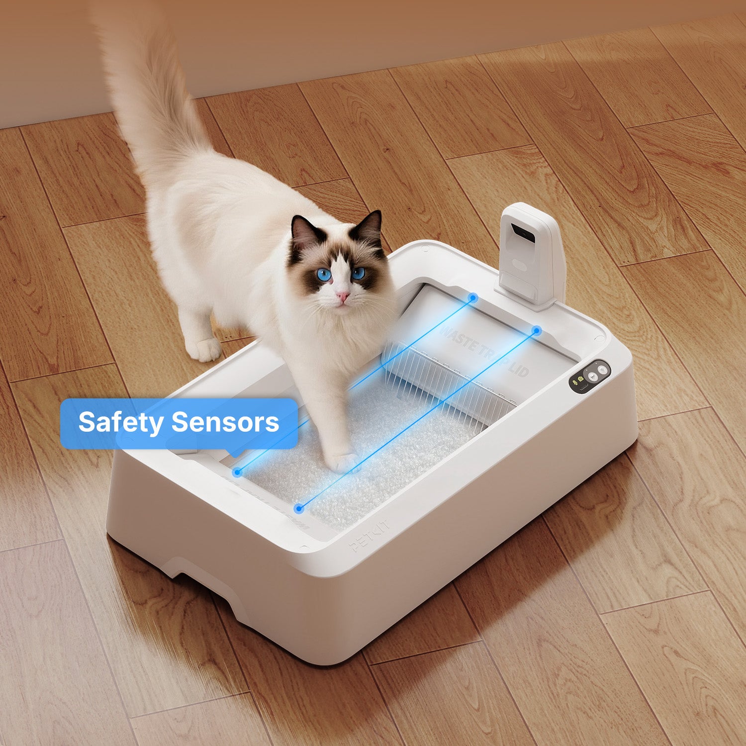 Automatic litter box equipped with safety sensors to protect cats from any pinching risk.