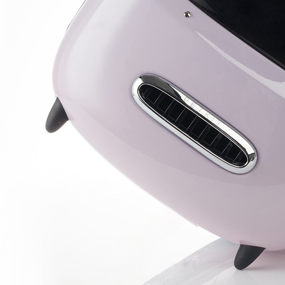 Breezy 2 Cat Carrier with solid feet